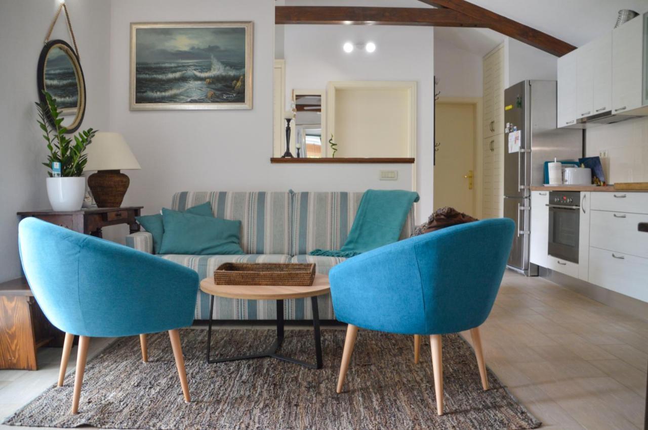 Issa Holiday Home - 3 Min Walk To Beach Kaštela المظهر الخارجي الصورة